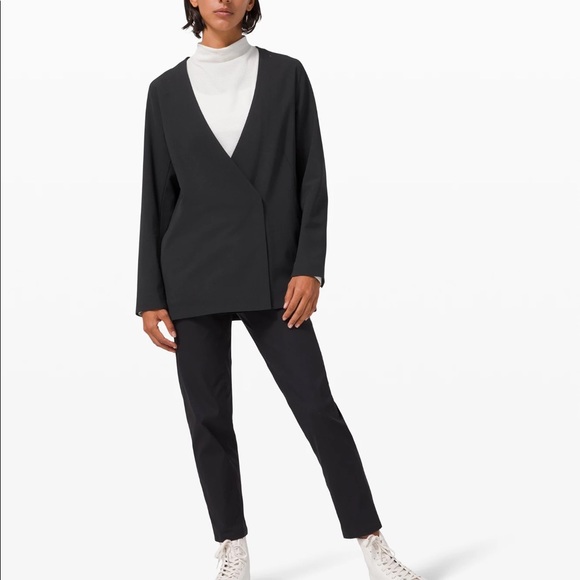 lululemon lab Samat Jacket - Picture 4 of 5